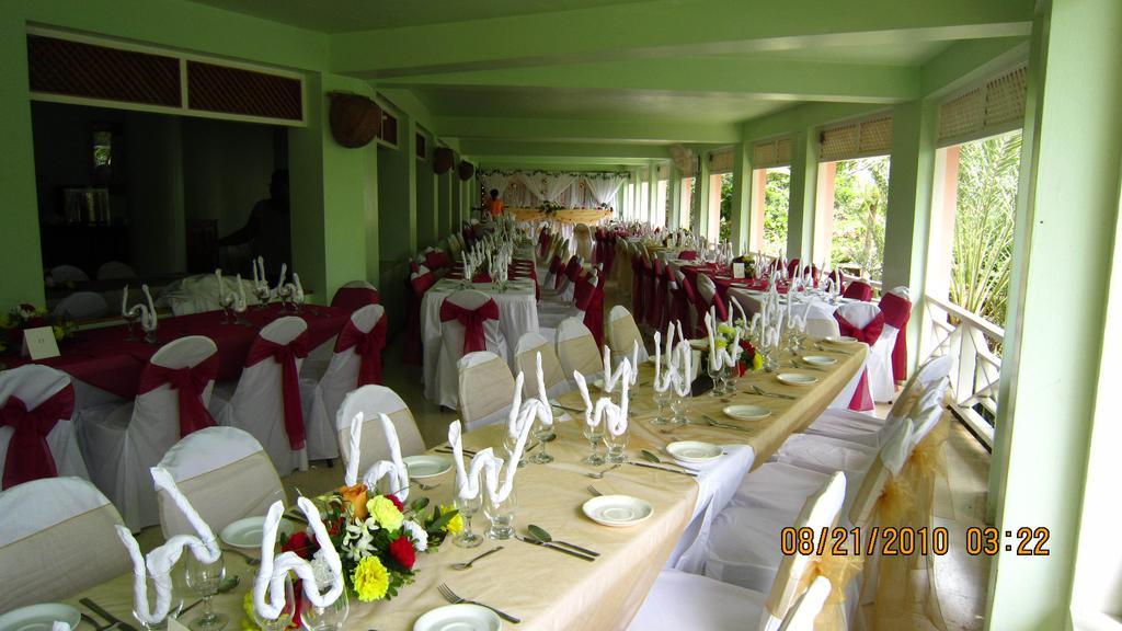 Treasure Beach Hotel Exterior photo