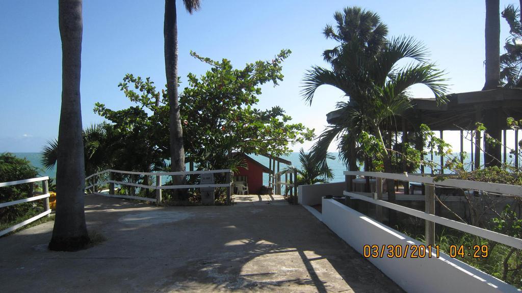 Treasure Beach Hotel Exterior photo