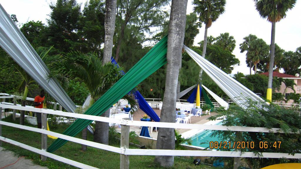 Treasure Beach Hotel Exterior photo