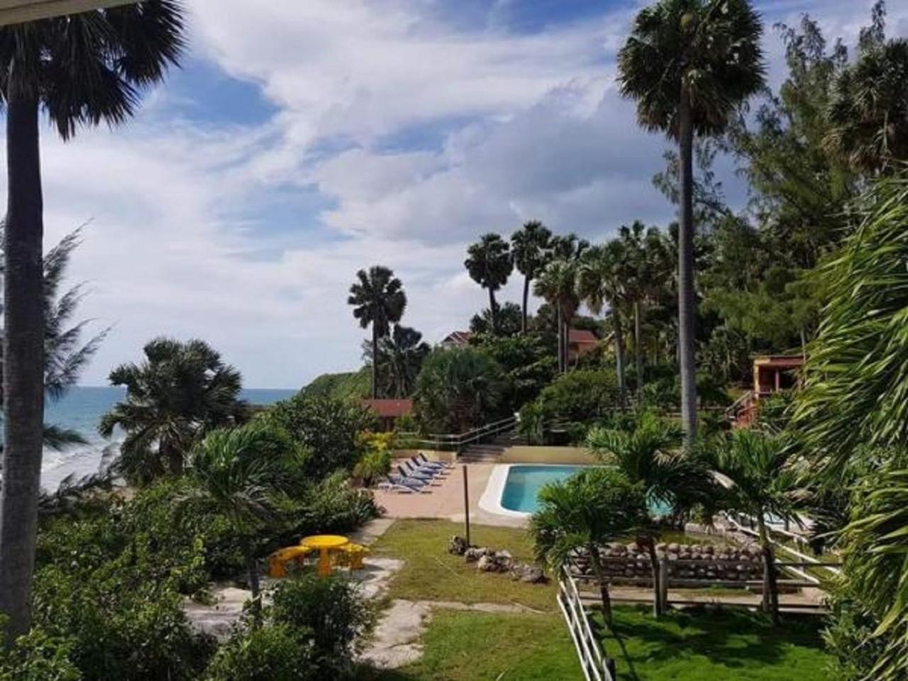 Treasure Beach Hotel Exterior photo