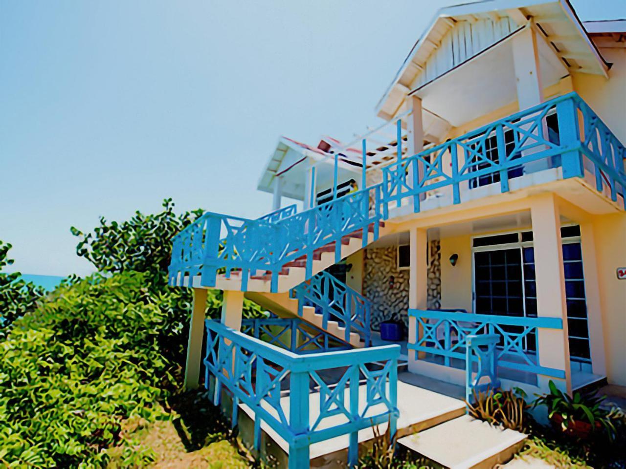 Treasure Beach Hotel Exterior photo